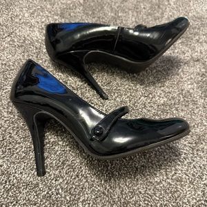 WIDE Size 9 - American Eagle Black Stiletto Heels